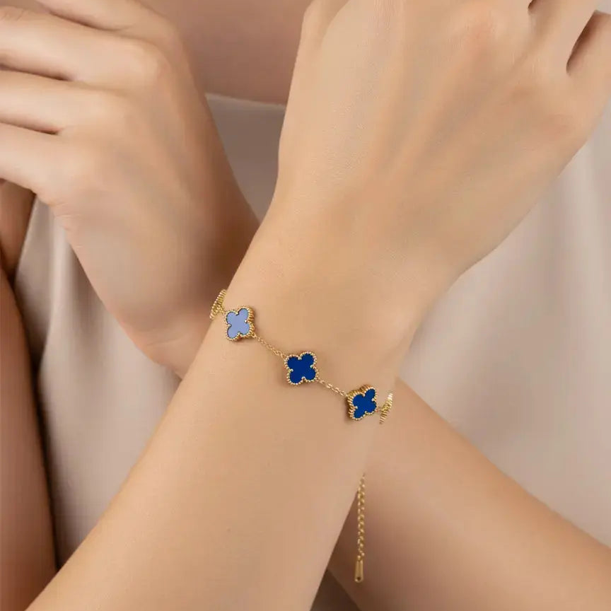 Blue Clover Bracelet - AurviJewelry