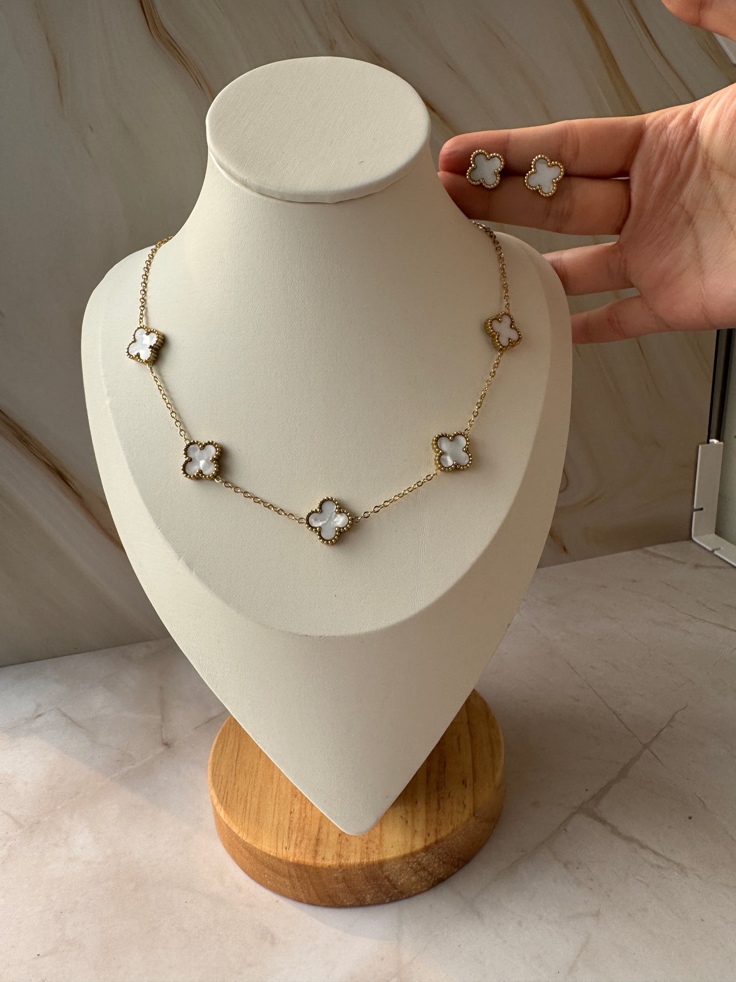 Clover Necklace With Matching Studs by AurviJewelry