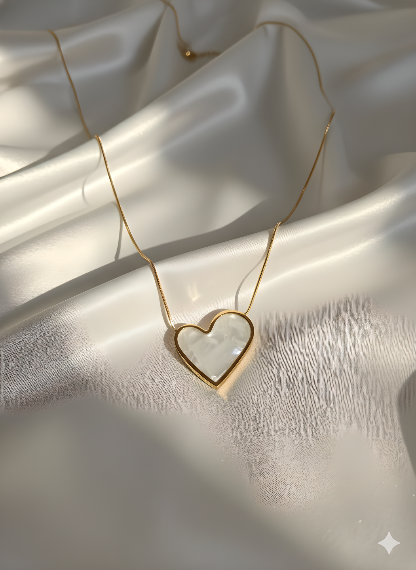 Mother of Pearl Heart Pendant Necklace 18K Gold Plated | Minimal Romantic Jewelry | Everyday Shine 45+5cm