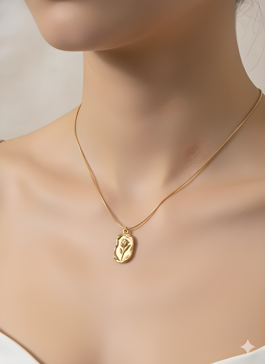 Floral Wax Seal Pendant Necklace 18K Gold Plated | Minimal Statement Pendant | Elegant Everyday Jewelry 45+5cm