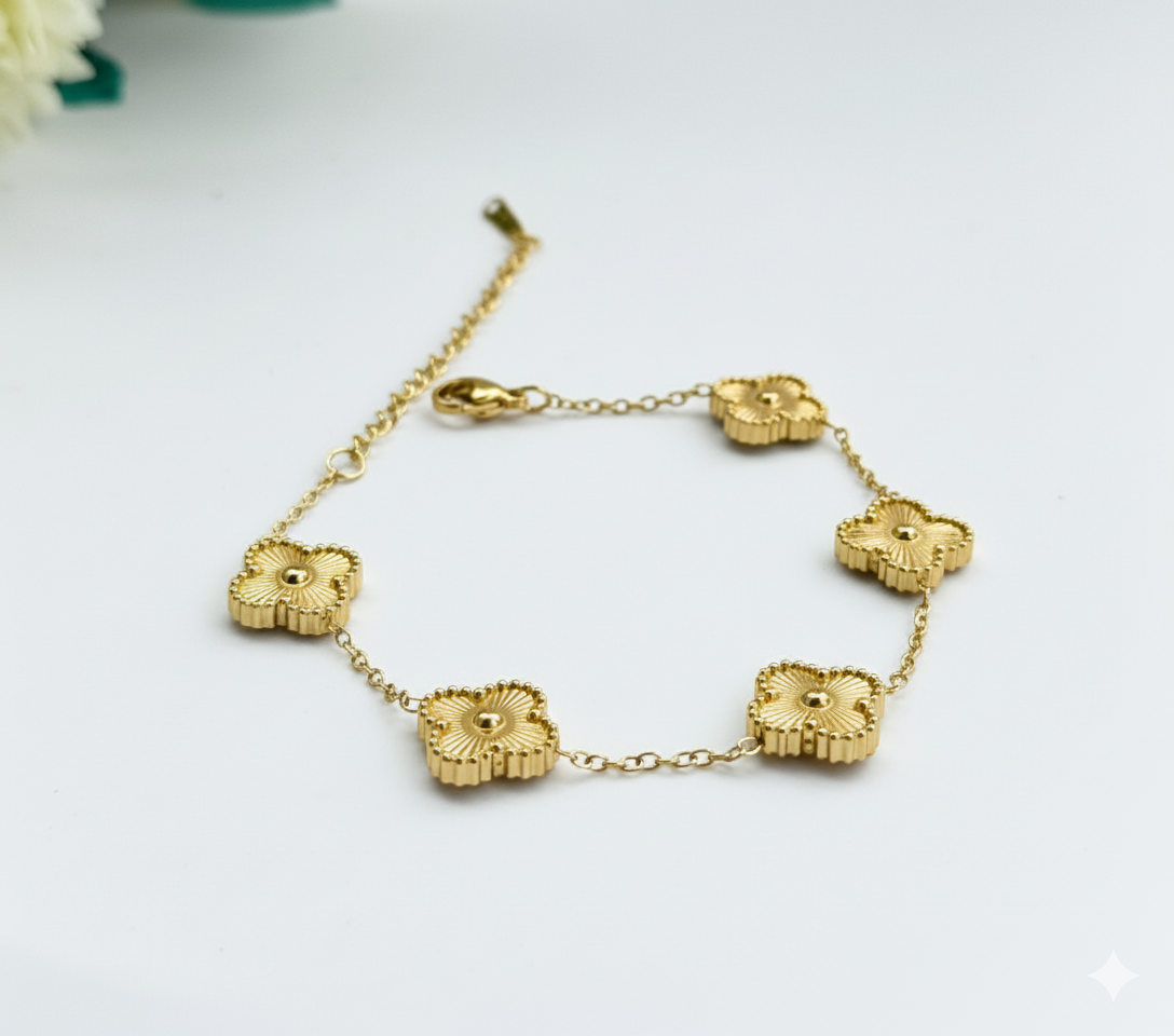 18k gold plated clover bracelet