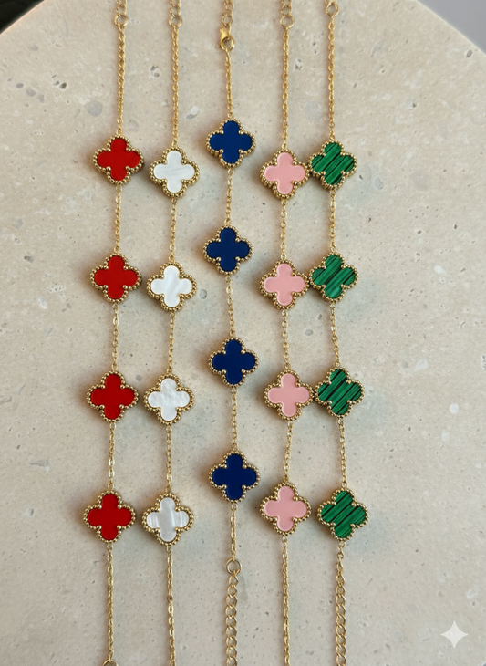 Clover Bracelet – Adjustable Gold Chain with Enamel Clover (Royal Blue, Red, White, Pink, Green)