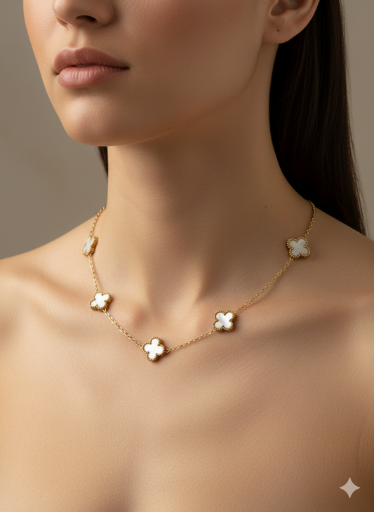 Clover Necklace With Matching Studs