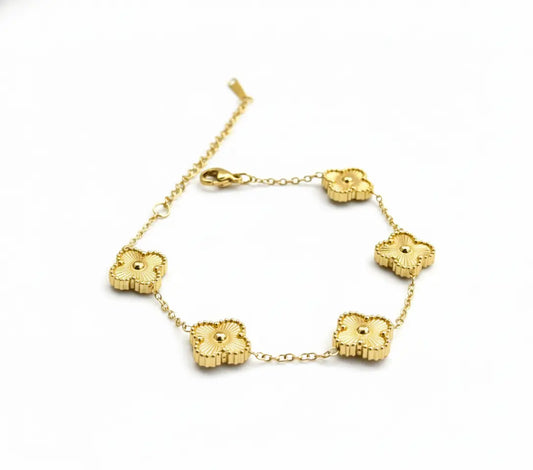 18k Gold Plated Gold Clover Bracelet AurviJewelry