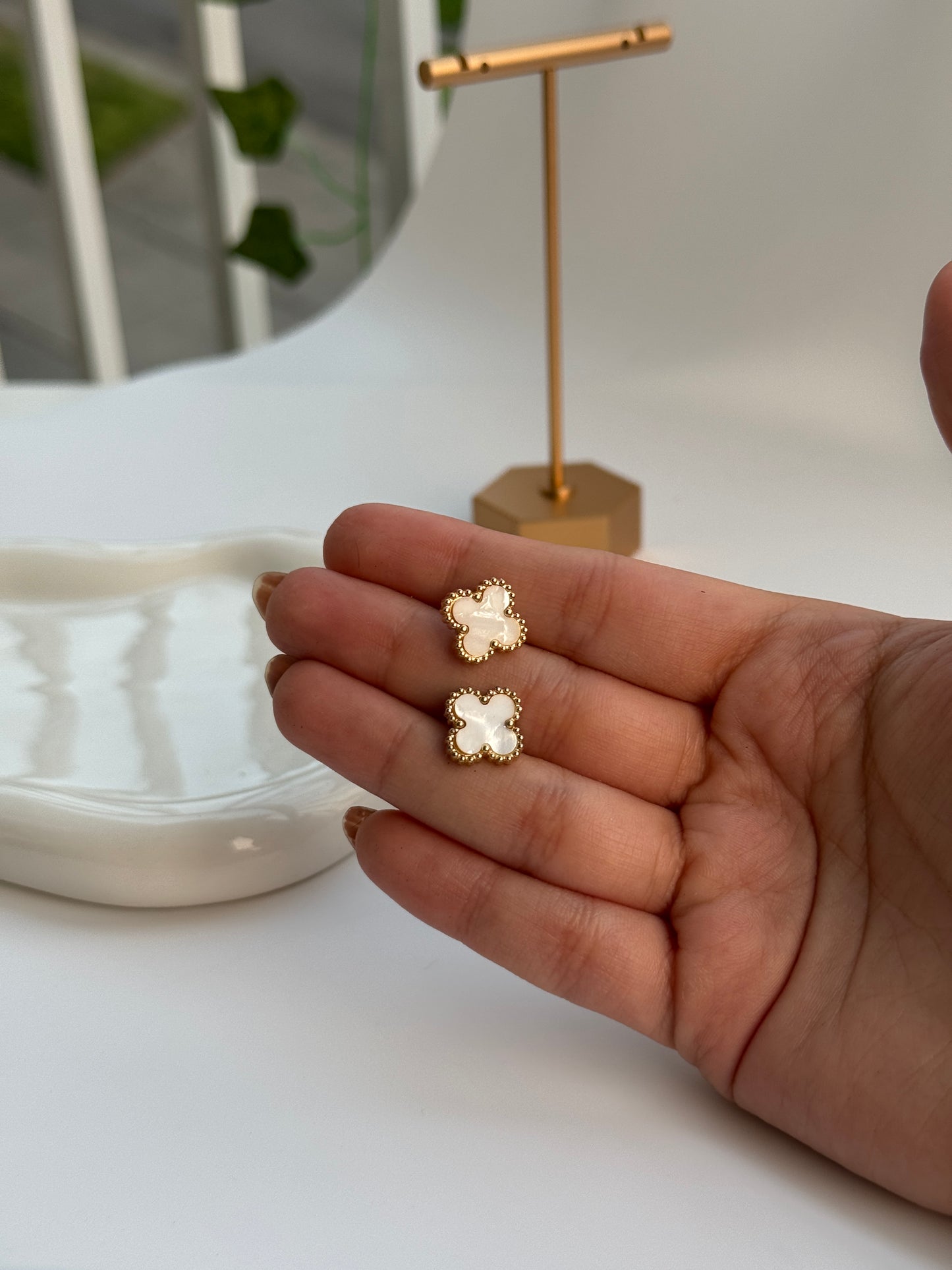 Small Clover Stud Earrings