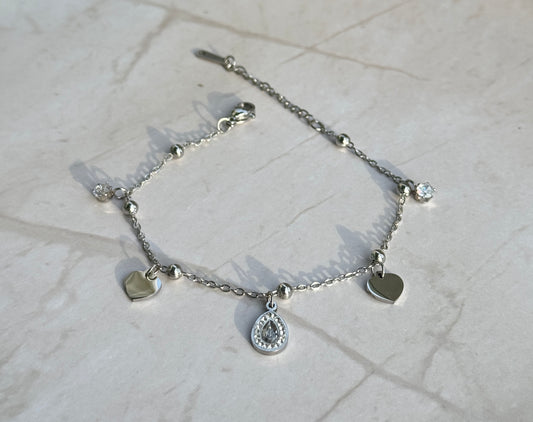 Silver Heart Charm Bracelet – Dainty Chain with Teardrop CZ Pendant