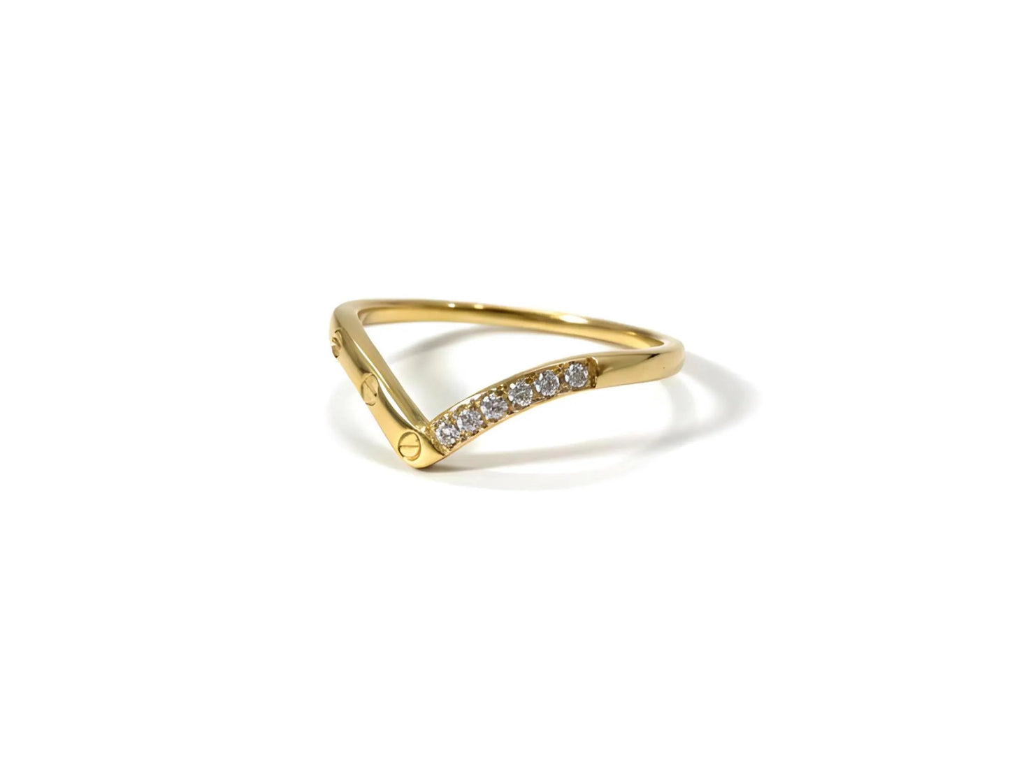 18K Gold Plated V-Shaped CZ Ring AurviJewelry